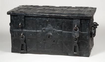 Iron coffer, 1600s